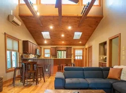 King Bed, Putt-Putt w/ Hot Tub, & Other Games