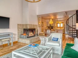 2 Bed 2 Bath Apartment in Avon