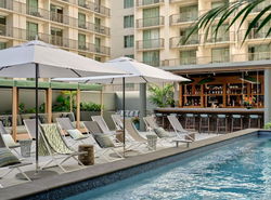 Romer House Waikiki - Adults Only - Opening June 1