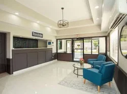 Travelodge by Wyndham Macon West