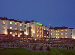 Courtyard by Marriott Madison East