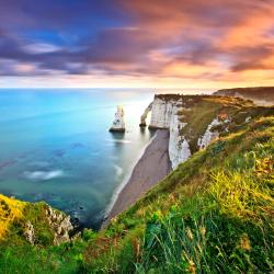 Etretat's Cliff, Étretat Accommodation Missouri