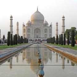 Taj Mahal, Agra Accommodation Missouri