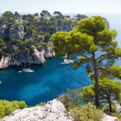French Riviera Accommodation Missouri