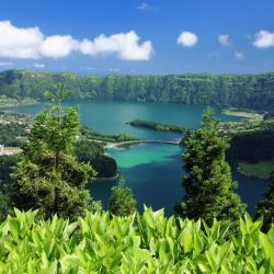 Azores Accommodation Missouri