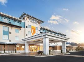 Compass by Margaritaville Medford Accommodation Missouri