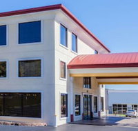 Days Inn by Wyndham Dalton - Accommodation Missouri