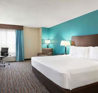 Baymont by Wyndham Evansville East - Accommodation Missouri