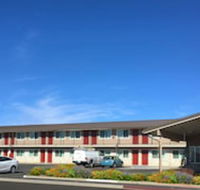 Super 8 by Wyndham Alturas - Accommodation Missouri