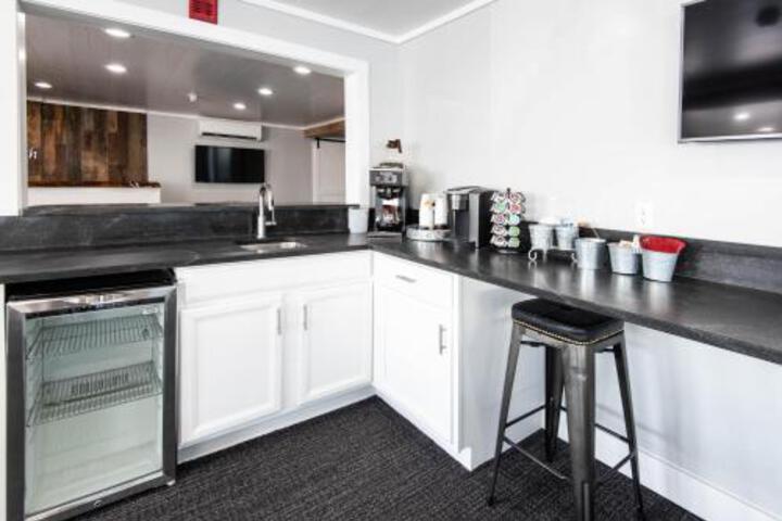 104 Pointes North Inn - thumb 2