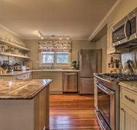 Modern Litchfield Home on  Acre near Town Center - Accommodation Missouri