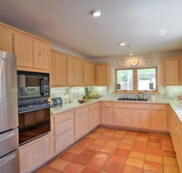 Custom Taos Home on 11 Acres w / Outdoor Fire Pit! - Accommodation Missouri