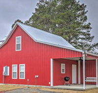 Higden Home w / Yard Mins to Greers Ferry Lake! - Accommodation Missouri