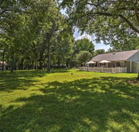 Grand Lake Area Cottage w / Patio Steps from Lake - Accommodation Missouri