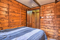 Rustic Lake Harmony Home w / Fire Pit  Hot Tub