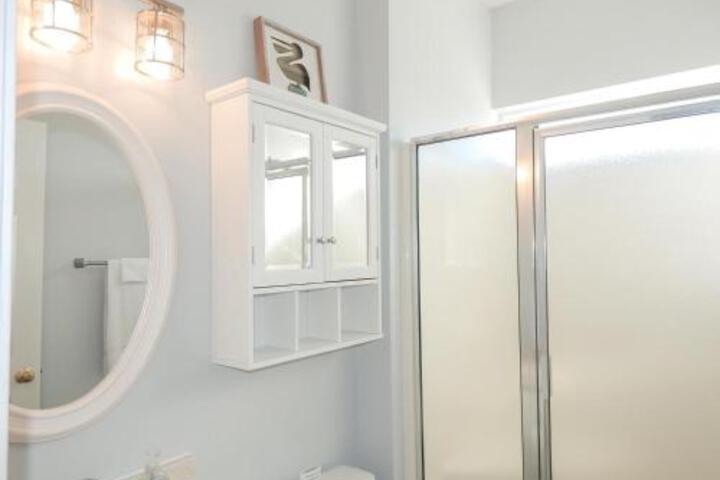 042 North Shore Home - thumb 0