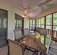Waterfront Family Home w / Deck 5 Miles to Marina! - Accommodation Missouri