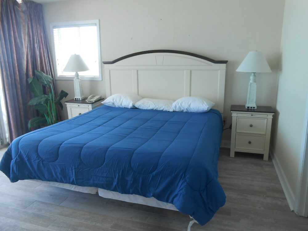 0412 Waters Edge Resort 3 Bedroom Condo - thumb 3