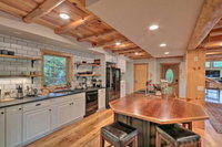 Secluded Cabin with Boats Less Than 6 Mi to Jenny Jump