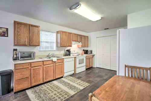 Home W / BBQ 1.5Mi To Indian Rocks Beach+Golf - thumb 3