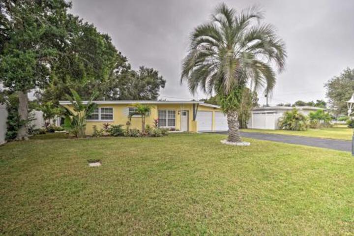 Family Home W / Courtyard 2 Mi To Indian Rocks Beach - thumb 1