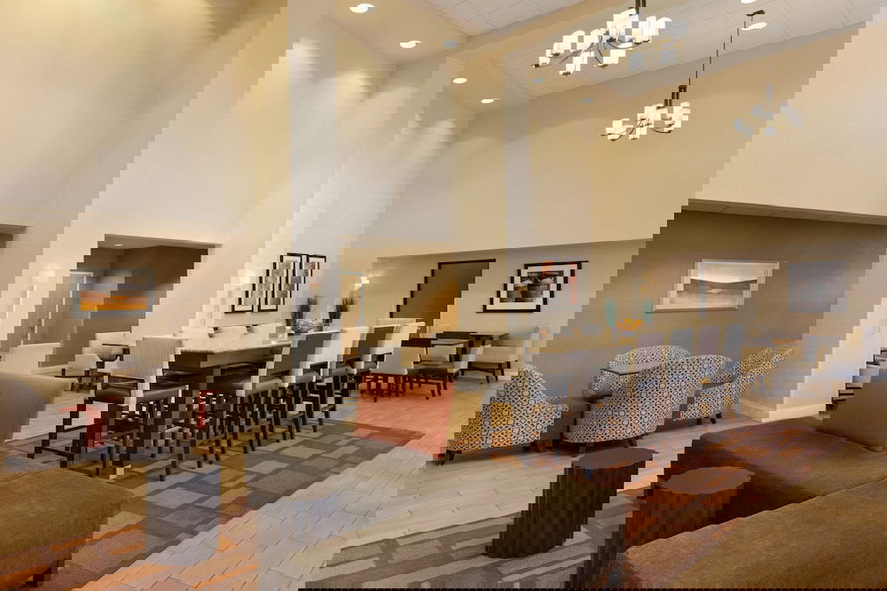 Hampton Inn & Suites Largo - thumb 4