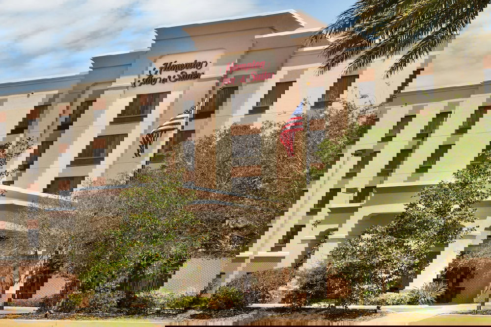 Hampton Inn & Suites Largo - thumb 0