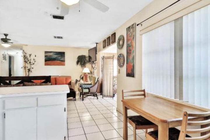 Beach Trip Retreat - thumb 2