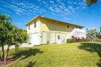 Palm667 667 Palm 2 Bedroom Home