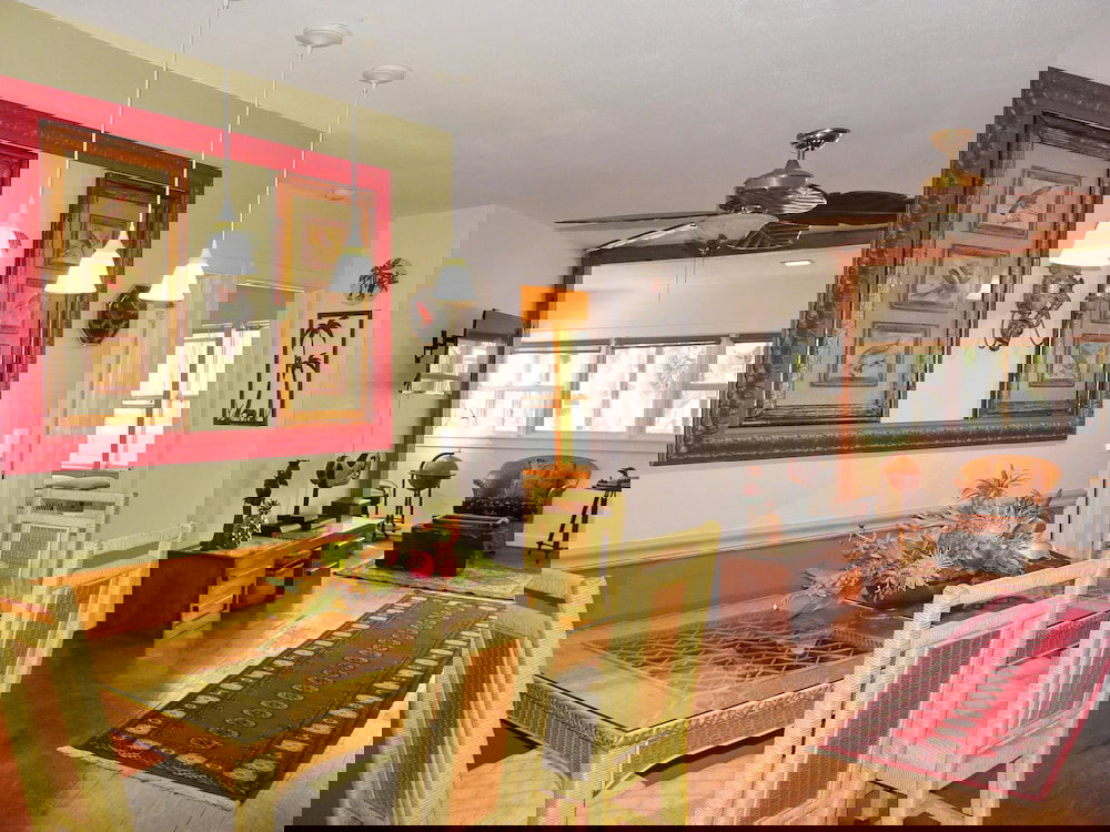 413 Mango Avenue - thumb 0