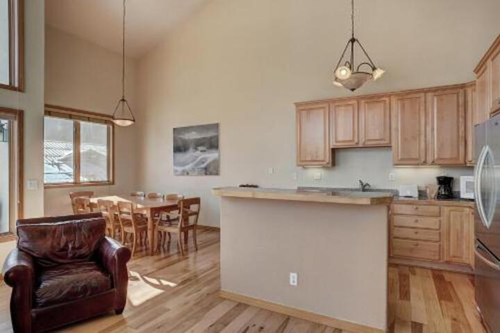 130 Meisel Drive Townhouse - thumb 6