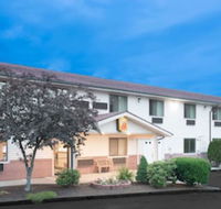 Super 8 by Wyndham Augusta - Accommodation Missouri