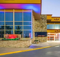 Clarion Inn  Suites University Center - Accommodation Missouri