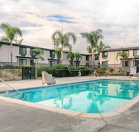 Comfort Inn And Suites Colton - Accommodation Missouri