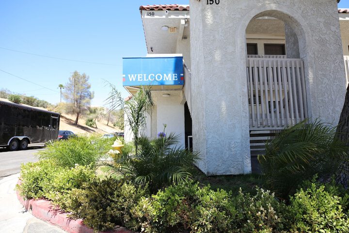 Studio 6 Barstow, CA - thumb 1