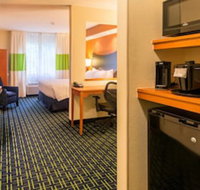 Fairfield Inn  Suites by Marriott Canton - Accommodation Missouri
