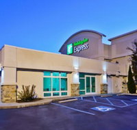 Holiday Inn Express Dalton an IHG Hotel - Accommodation Missouri