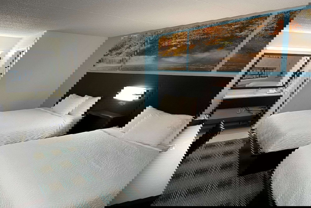 Days Inn By Wyndham Calhoun GA I-75 And US-41 - thumb 6