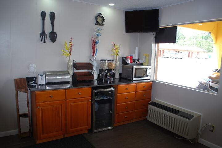 Duffy's Motel - thumb 4