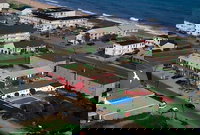 Daunt's Albatross Motel