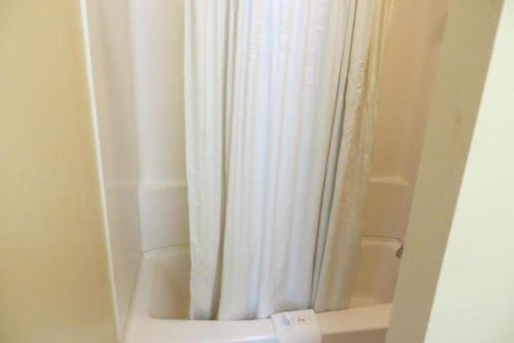 Economy Inn Fort Dodge - thumb 4