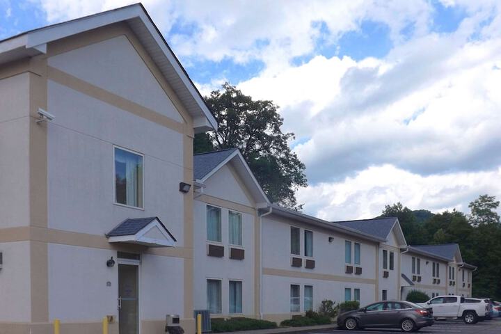 Quality Inn - thumb 2