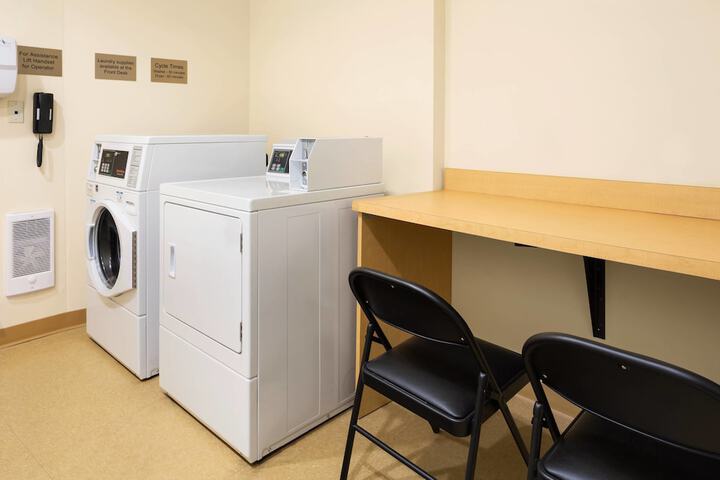 Fairfield Inn & Suites Athens - thumb 1