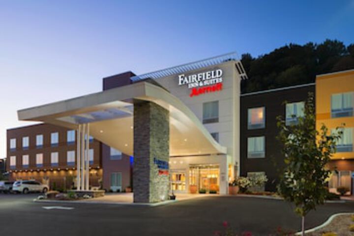 Fairfield Inn & Suites Athens - thumb 0