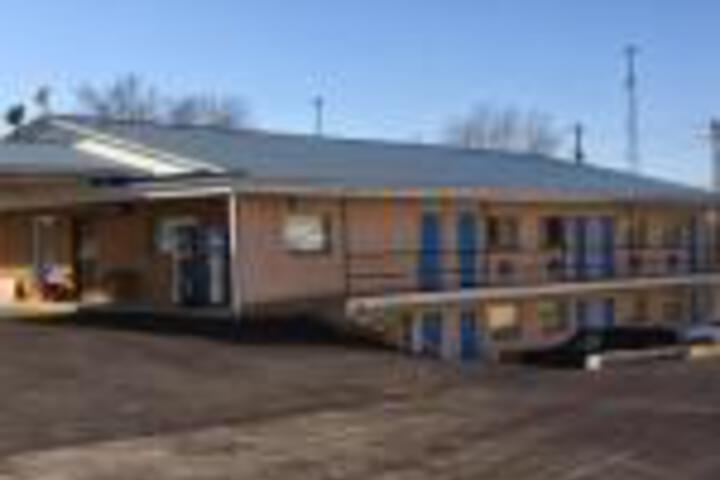 Budget Inn Motel