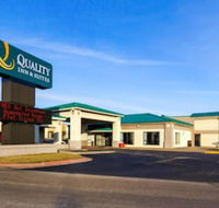 Quality Inn  Suites Moline - Quad Cities - Accommodation Missouri
