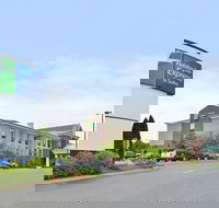 Holiday Inn Express Hotel  Suites Athens an IHG Hotel - Accommodation Missouri