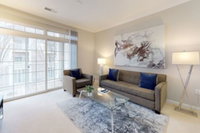 Global Luxury Suites at the Junction