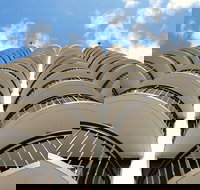 Meridian Plaza by Beach Vacations - Accommodation Missouri