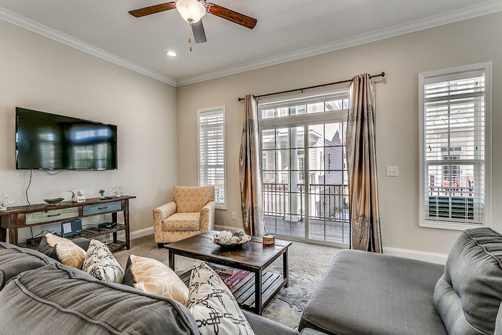 Paradise Breeze 305 SB 5 Br Home - thumb 4